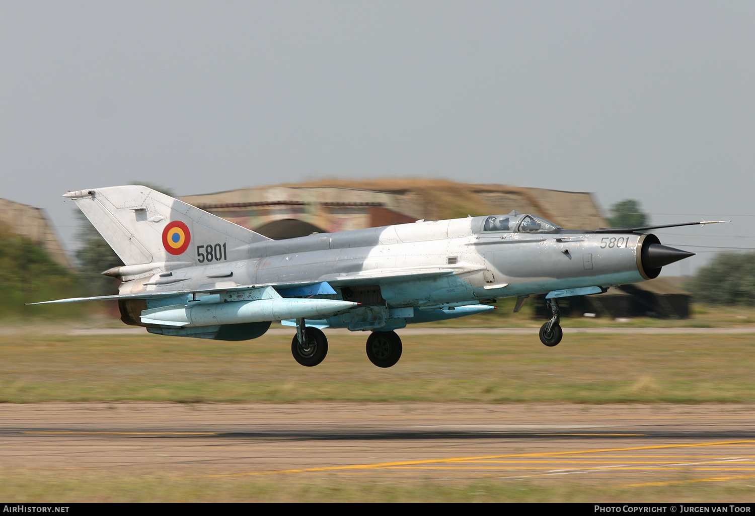 Aircraft Photo of 5801 | Mikoyan-Gurevich MiG-21MF-75 Lancer C | Romania - Air Force | AirHistory.net #526118