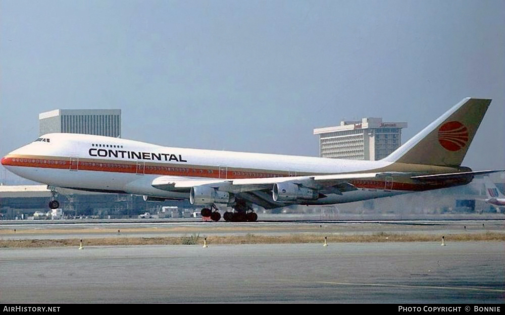 Aircraft Photo of N17025 | Boeing 747-238B | Continental Airlines | AirHistory.net #526152