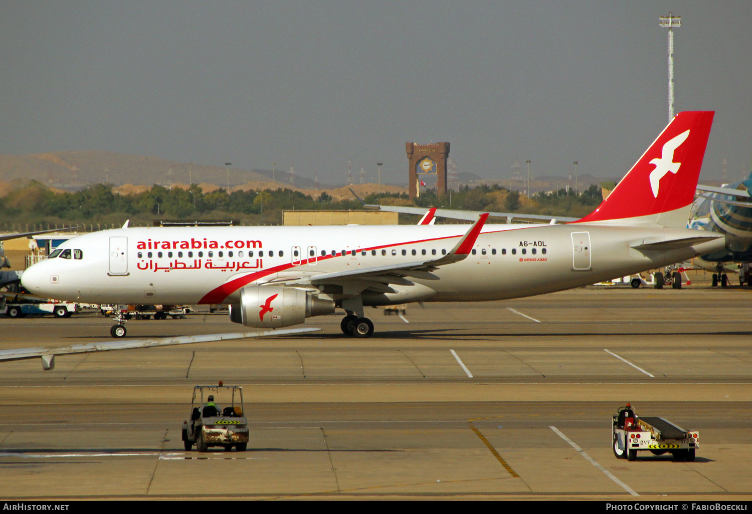 Aircraft Photo of A6-AOL | Airbus A320-214 | Air Arabia | AirHistory.net #526219