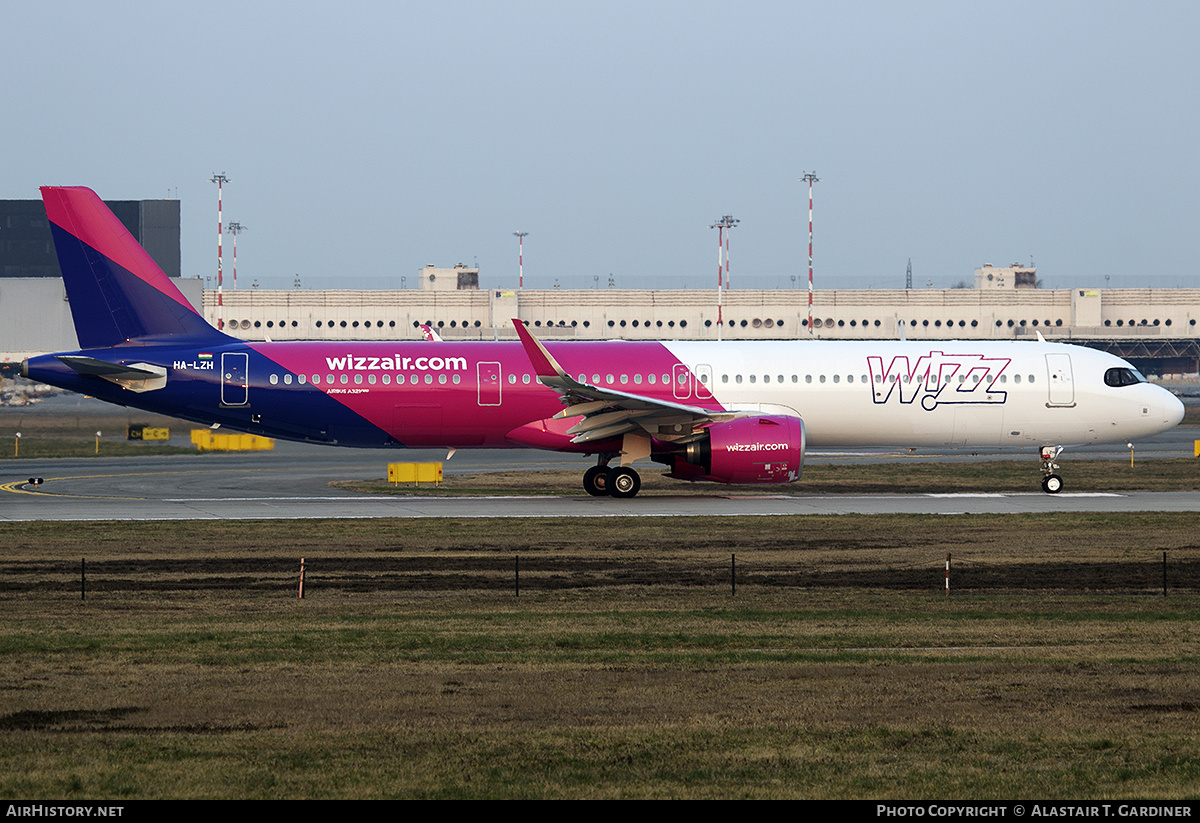 Aircraft Photo of HA-LZH | Airbus A321-271NX | Wizz Air | AirHistory.net #526221