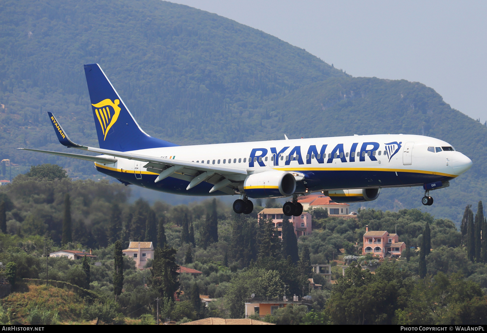 Aircraft Photo of EI-EKR | Boeing 737-8AS | Ryanair | AirHistory.net #526369