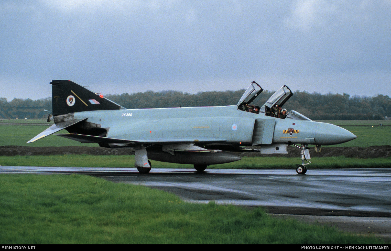 Aircraft Photo of ZE350 | McDonnell Douglas F-4J(UK) Phantom | UK - Air Force | AirHistory.net #526371