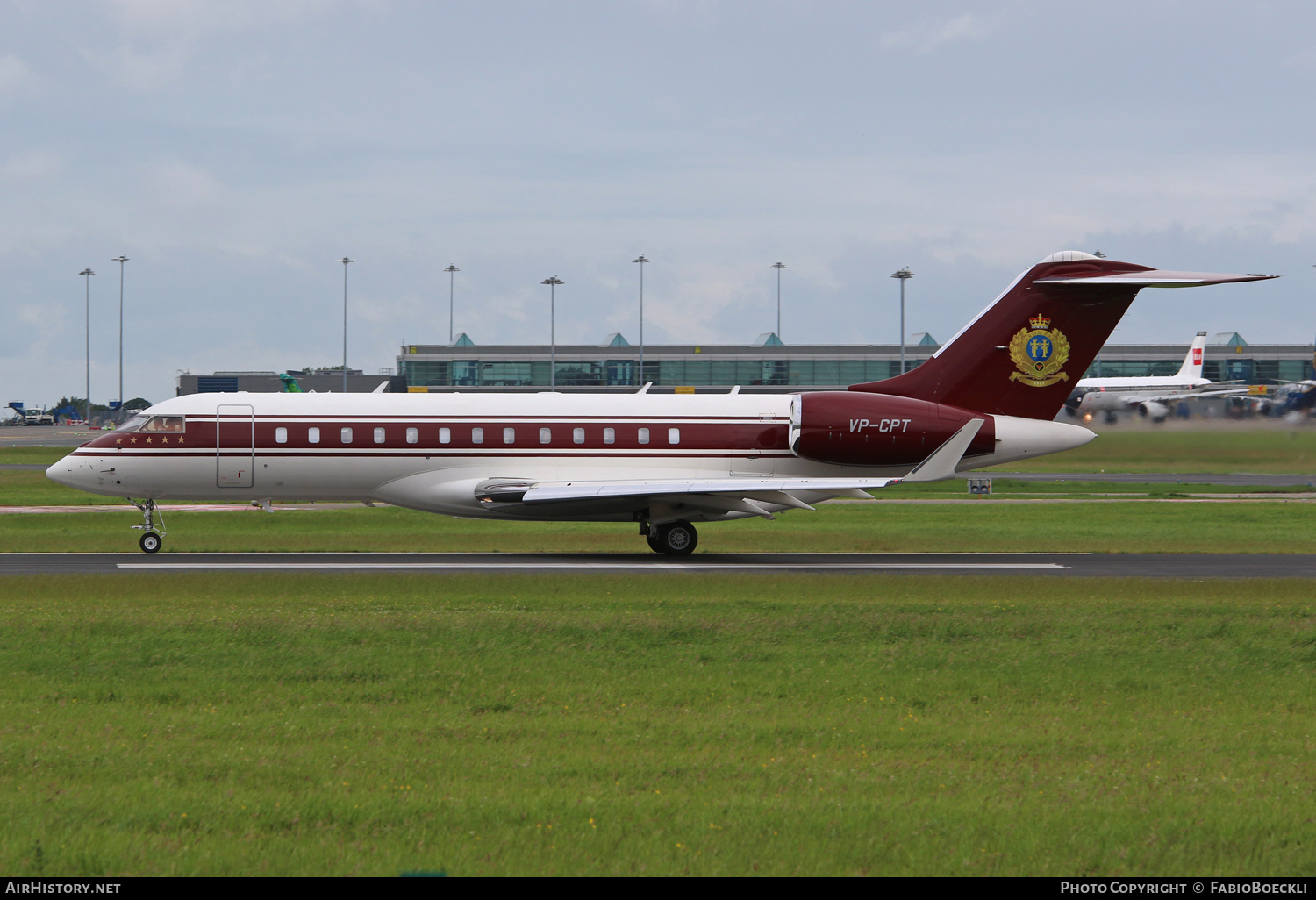Aircraft Photo of VP-CPT | Bombardier Global 6000 (BD-700-1A10) | AirHistory.net #526375