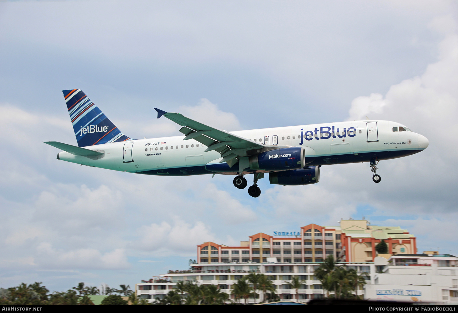 Aircraft Photo of N537JT | Airbus A320-232 | JetBlue Airways | AirHistory.net #526402