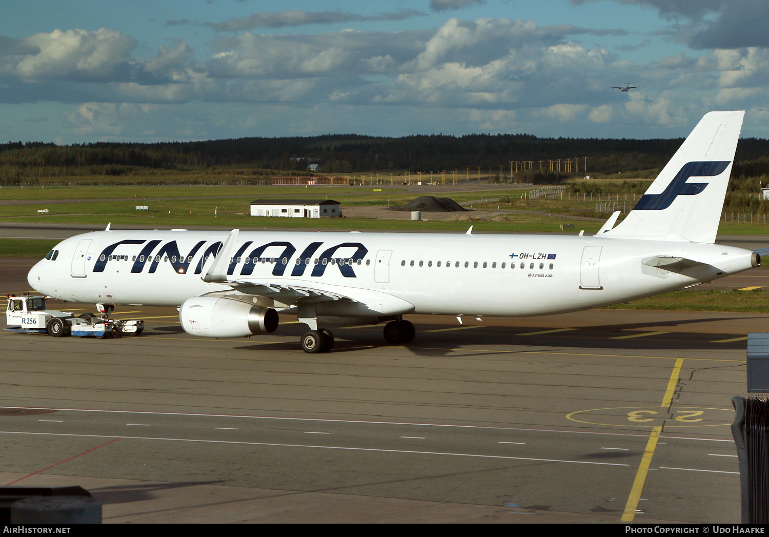 Aircraft Photo of OH-LZH | Airbus A321-231 | Finnair | AirHistory.net #526422