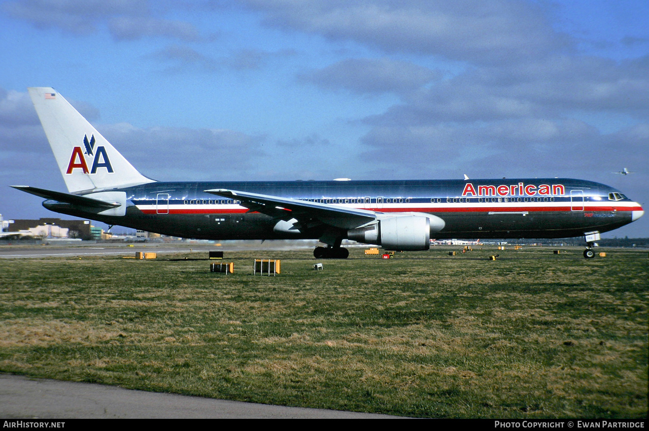 Aircraft Photo of N386AA | Boeing 767-323/ER | American Airlines | AirHistory.net #526428