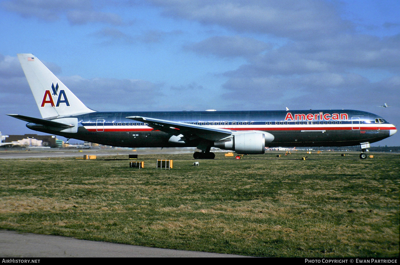 Aircraft Photo of N386AA | Boeing 767-323/ER | American Airlines | AirHistory.net #526428