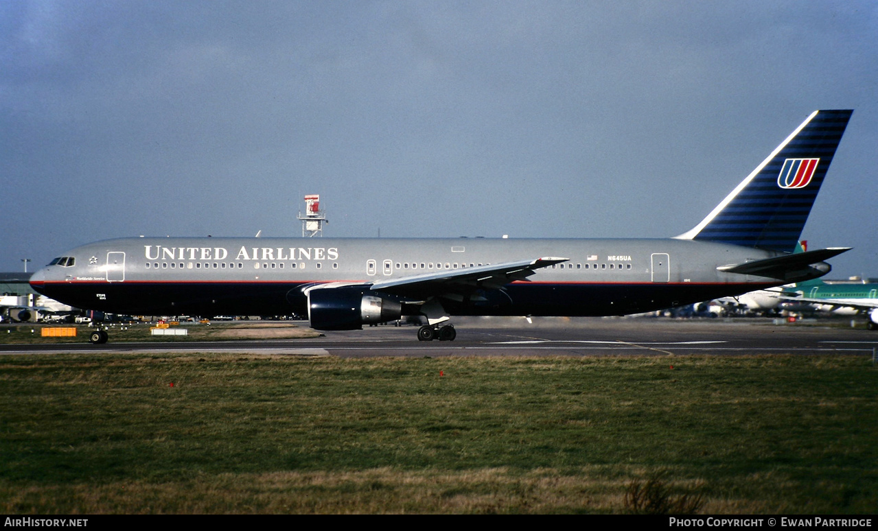 Aircraft Photo of N645UA | Boeing 767-322/ER | United Airlines | AirHistory.net #526431
