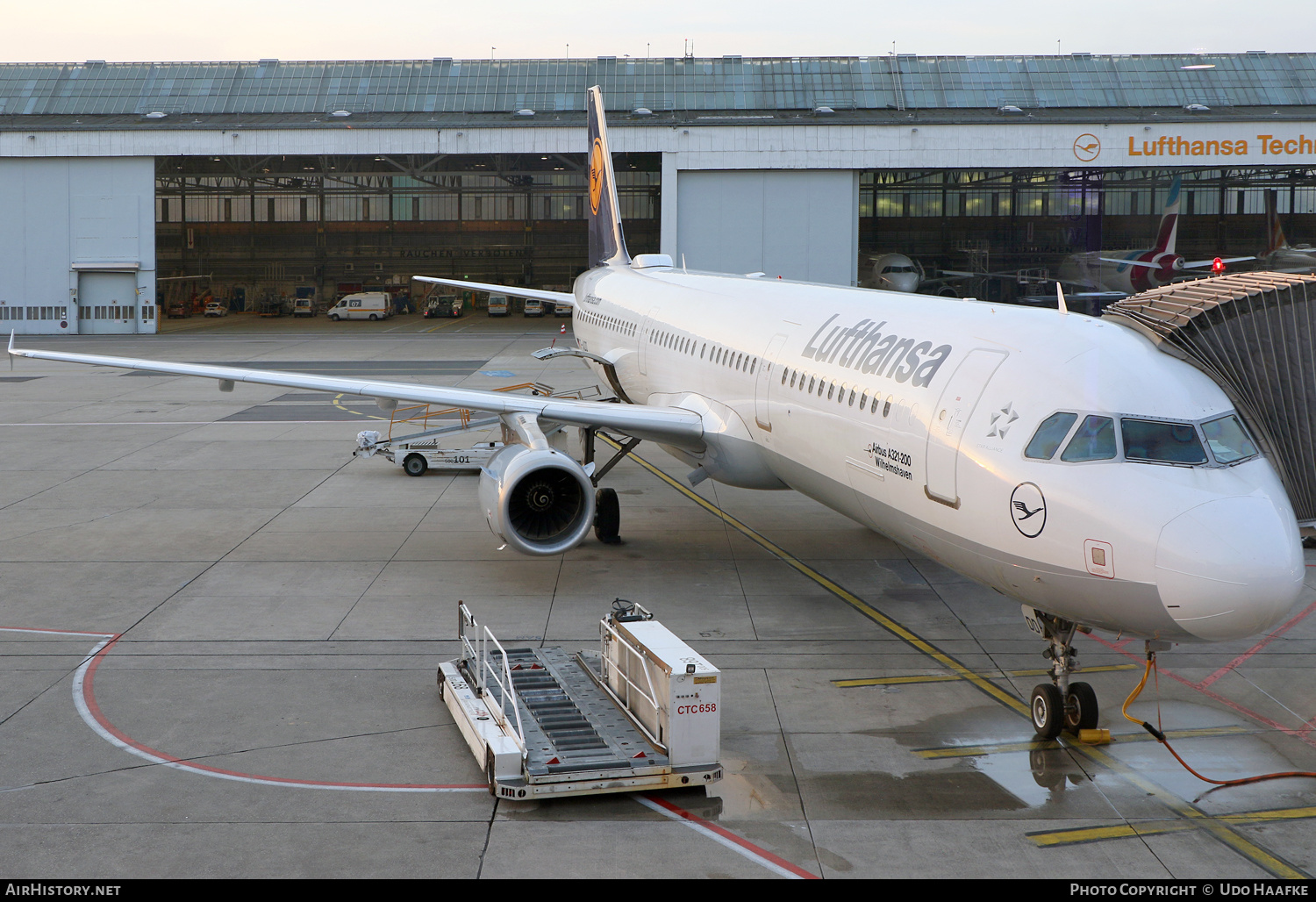 Aircraft Photo of D-AIDD | Airbus A321-231 | Lufthansa | AirHistory.net #526485