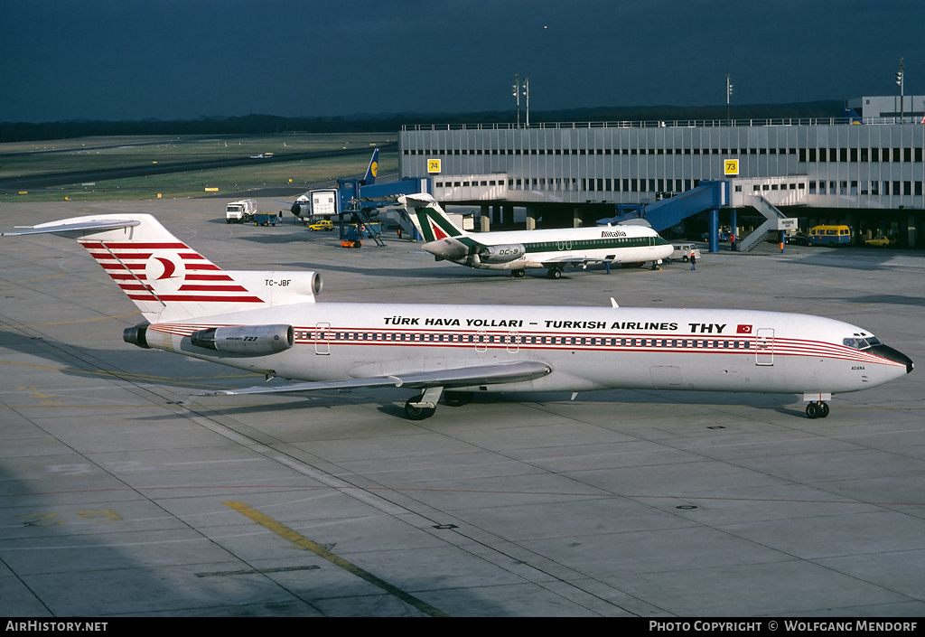 Aircraft Photo of TC-JBF | Boeing 727-2F2/Adv | THY Türk Hava Yolları - Turkish Airlines | AirHistory.net #526490