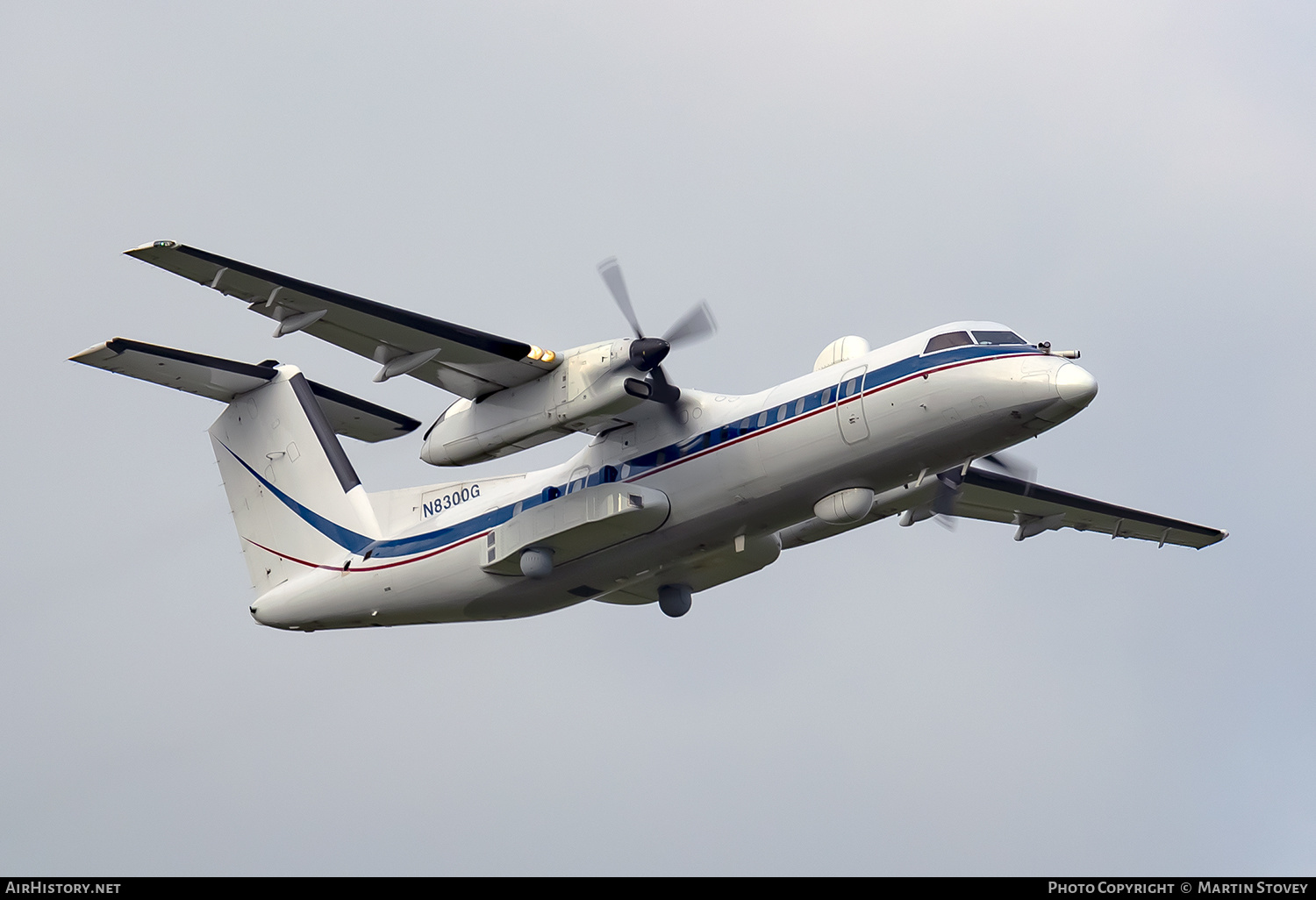 Aircraft Photo of N8300G | De Havilland Canada DHC-8-314 Dash 8 | AirHistory.net #526572