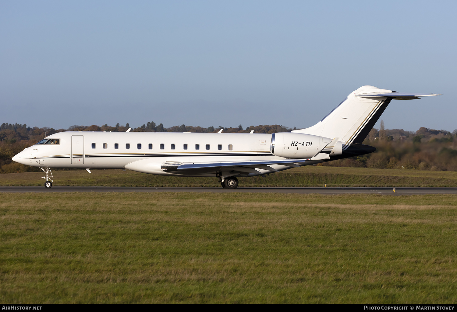 Aircraft Photo of HZ-ATH | Bombardier Global 6000 (BD-700-1A10) | AirHistory.net #526595