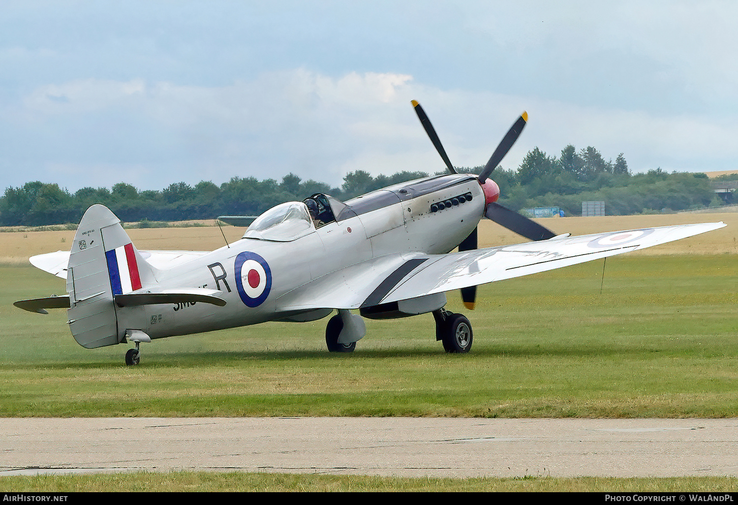 Aircraft Photo of G-BUOS / SM845 | Supermarine 394 Spitfire FR18E | UK - Air Force | AirHistory.net #526698