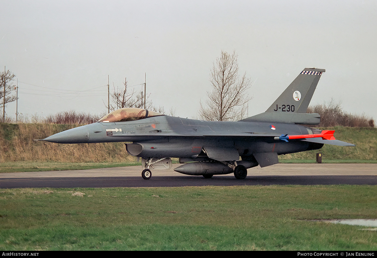 Aircraft Photo of J-230 | General Dynamics F-16A Fighting Falcon | Netherlands - Air Force | AirHistory.net #526868