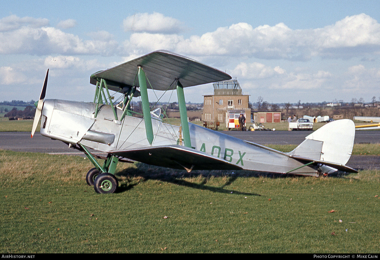 Aircraft Photo of G-AOBX | De Havilland D.H. 82A Tiger Moth II | AirHistory.net #526923