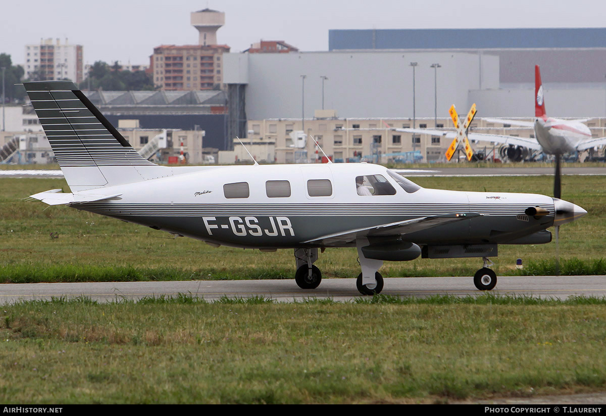 Aircraft Photo of F-GSJR | Piper PA-46-350P Malibu Mirage/Jetprop DLX | AirHistory.net #526942