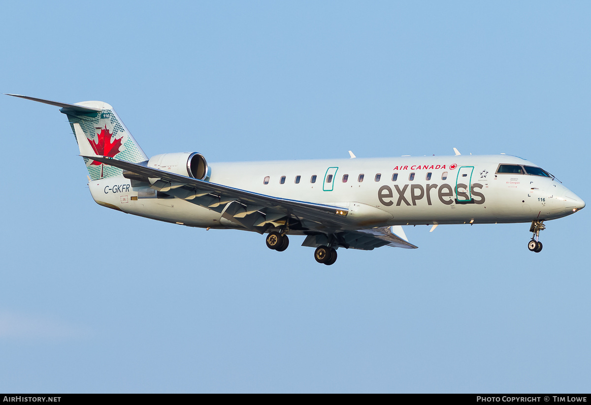 Aircraft Photo of C-GKFR | Bombardier CRJ-200LR (CL-600-2B19) | Air Canada Express | AirHistory.net #526957