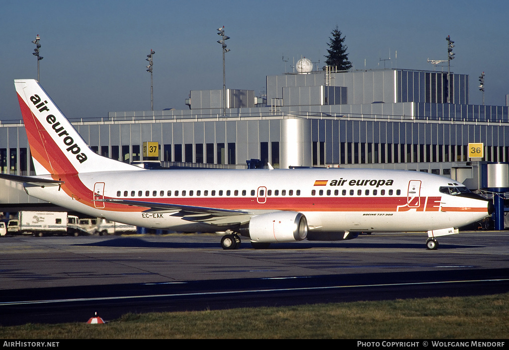 Aircraft Photo of EC-EAK | Boeing 737-3Q8 | Air Europa | AirHistory.net #526993