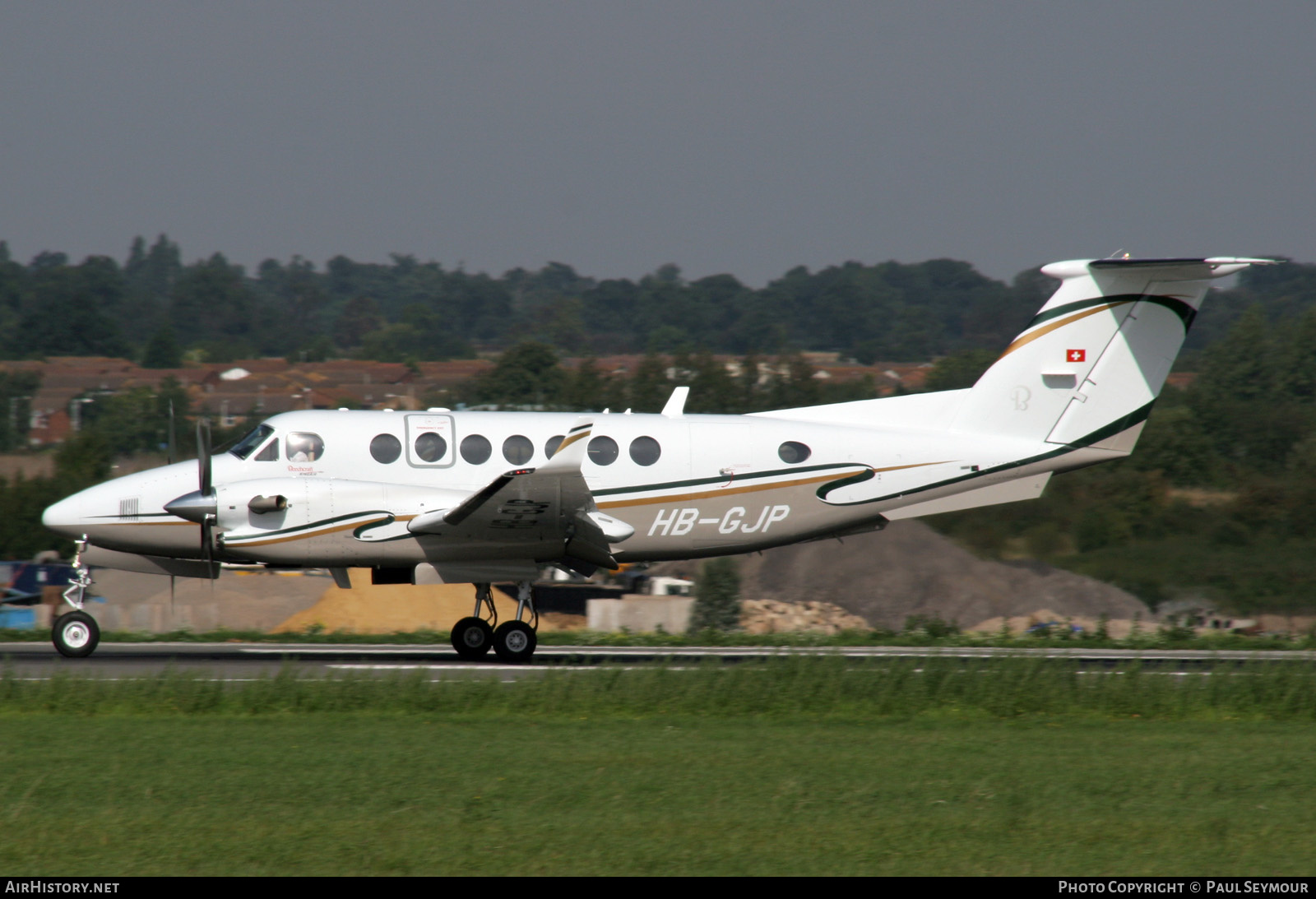 Aircraft Photo of HB-GJP | Raytheon 350 King Air (B300) | AirHistory.net #527119