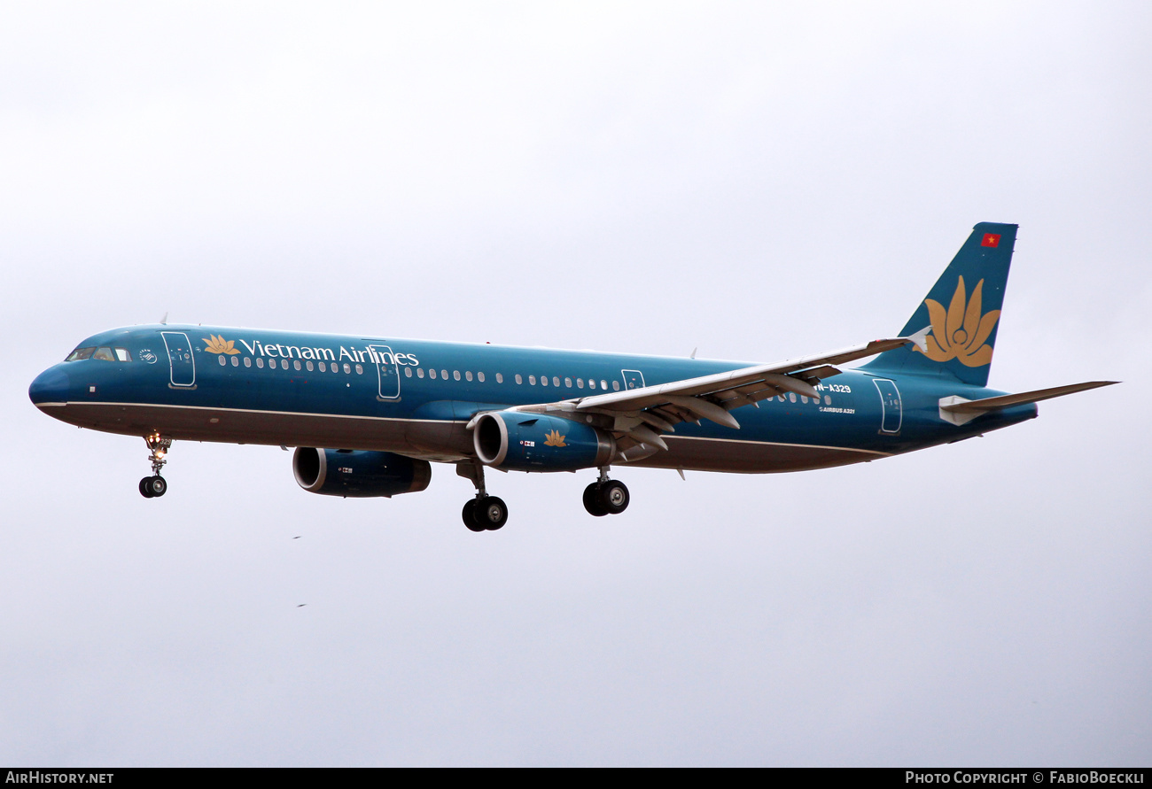 Aircraft Photo of VN-A329 | Airbus A321-231 | Vietnam Airlines | AirHistory.net #527126