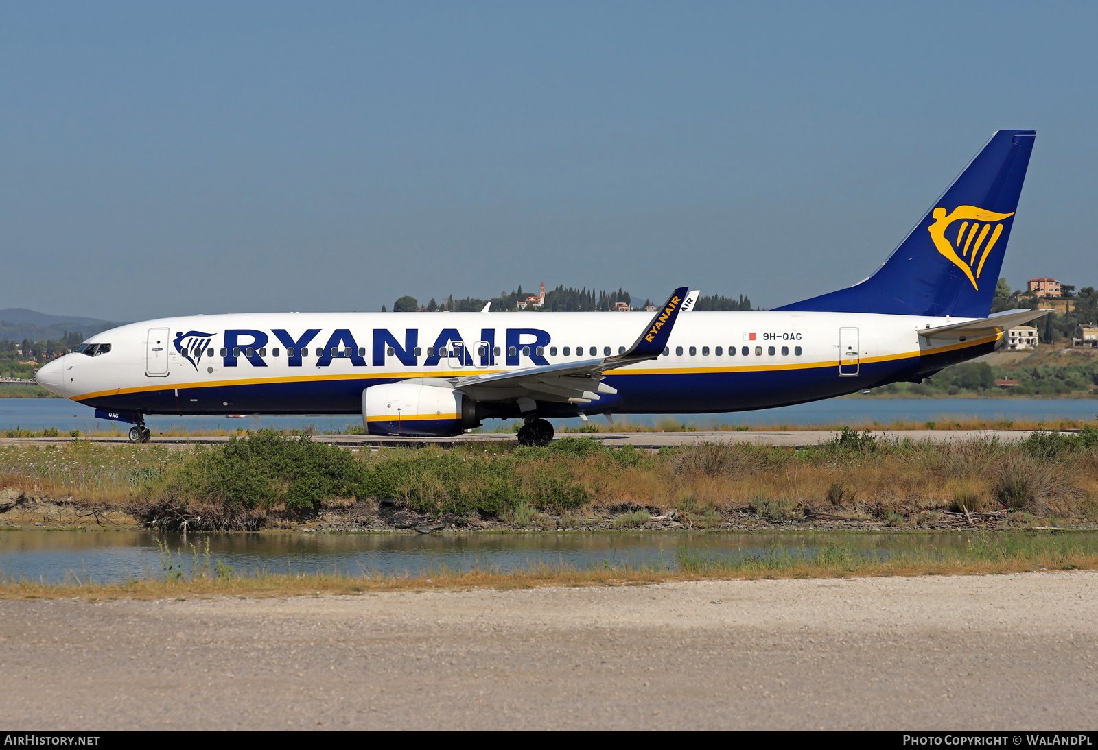 Aircraft Photo of 9H-QAG | Boeing 737-800 | Ryanair | AirHistory.net #527140