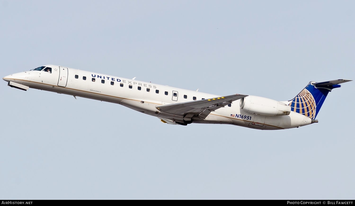 Aircraft Photo of N16951 | Embraer ERJ-145LR (EMB-145LR) | United Express | AirHistory.net #527146