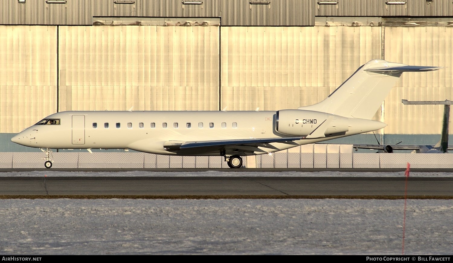 Aircraft Photo of C-GHWD | Bombardier Global Express XRS (BD-700-1A10) | AirHistory.net #527159
