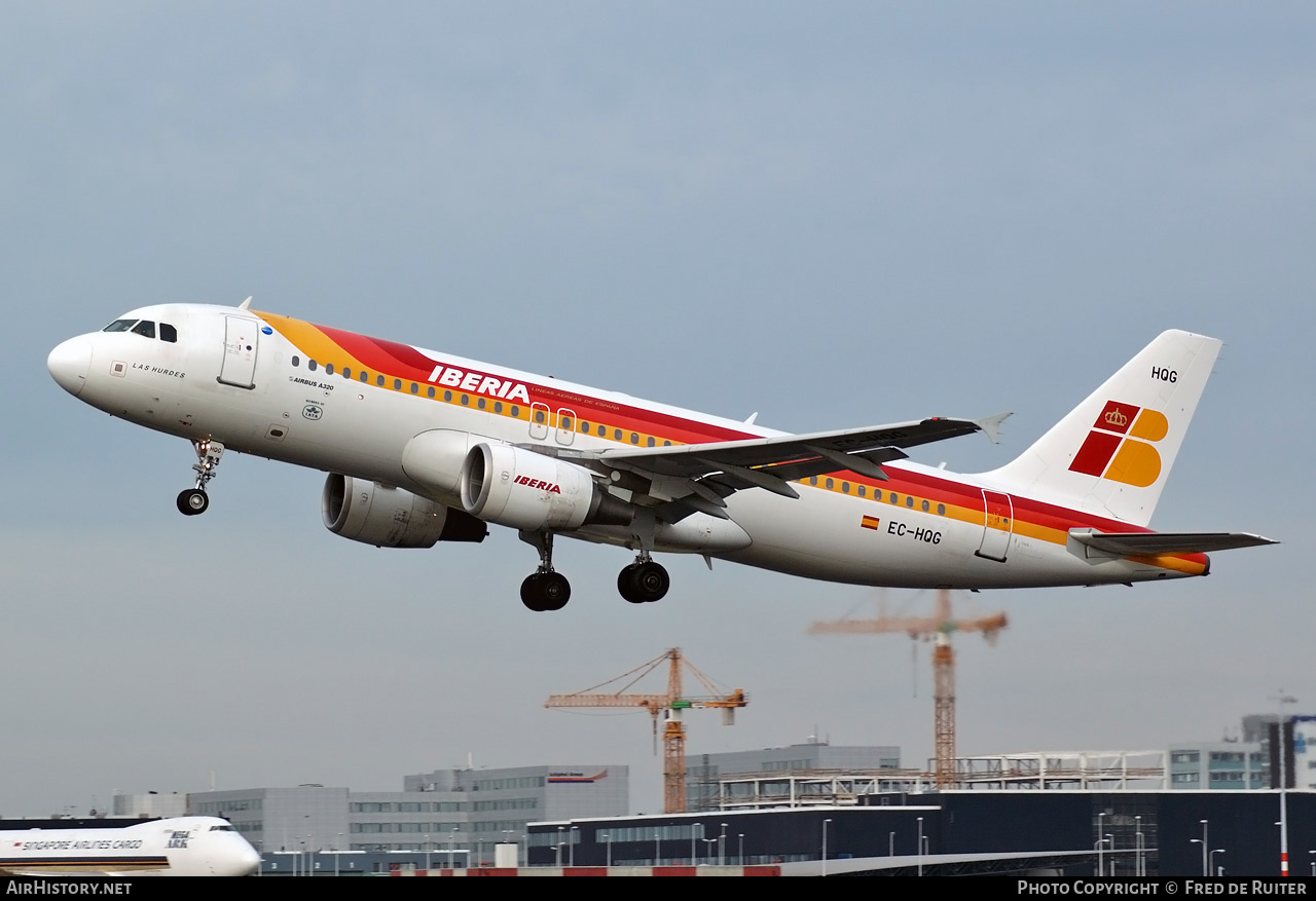 Aircraft Photo of EC-HQG | Airbus A320-214 | Iberia | AirHistory.net #527220
