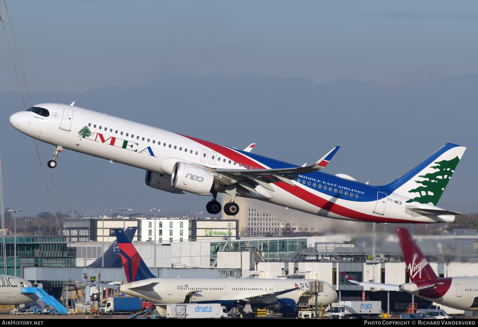 Aircraft Photo of T7-ME9 | Airbus A321-271NX | MEA - Middle East Airlines | AirHistory.net #527373