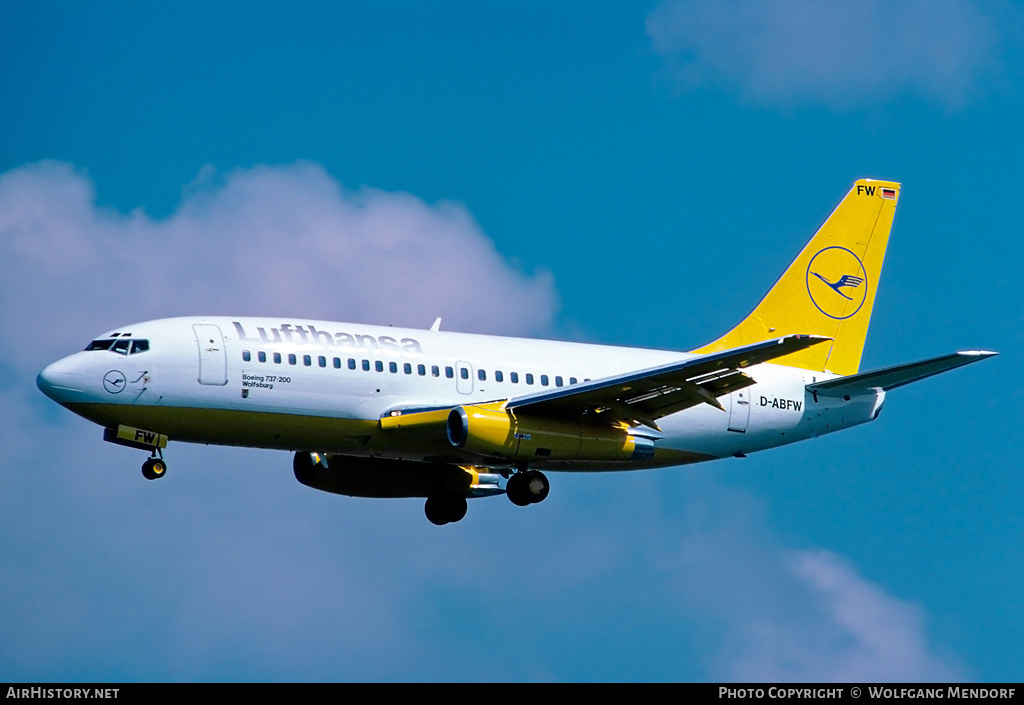 Aircraft Photo of D-ABFW | Boeing 737-230/Adv | Lufthansa | AirHistory.net #527393