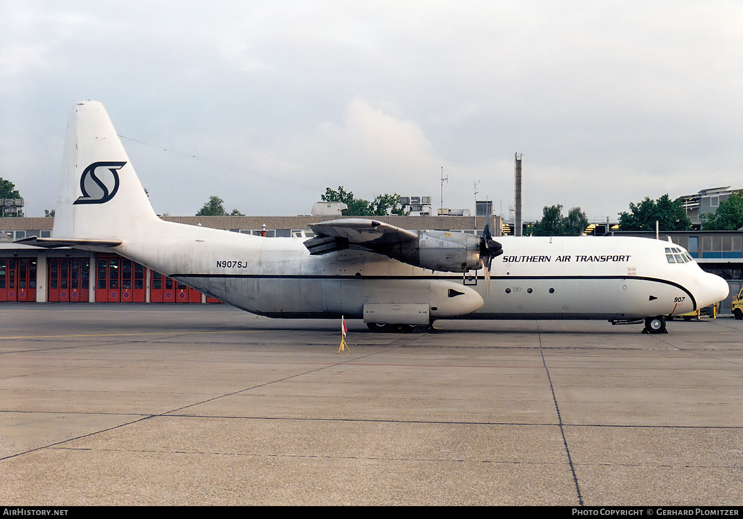 Aircraft Photo of N907SJ | Lockheed L-100-30 Hercules (382G) | Southern Air Transport | AirHistory.net #527440