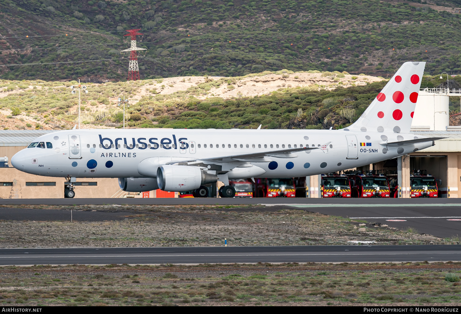 Aircraft Photo of OO-SNH | Airbus A320-214 | Brussels Airlines | AirHistory.net #527482