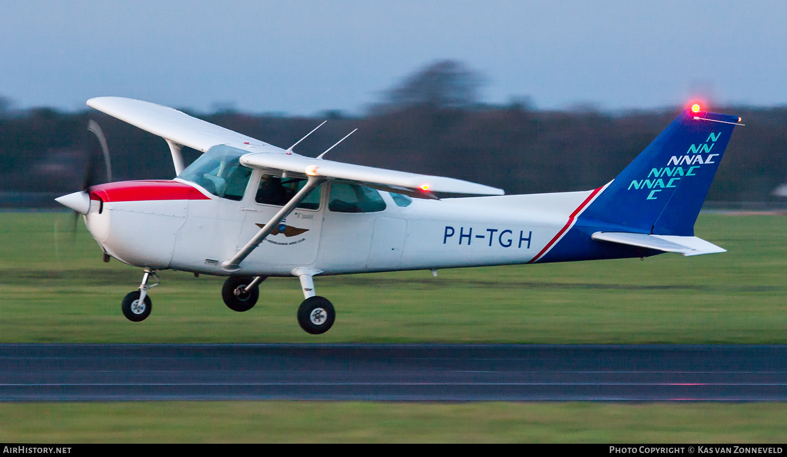 Aircraft Photo of PH-TGH | Cessna 172P Skyhawk II | NNAC - Noord-Nederlandse Aero Club | AirHistory.net #527542