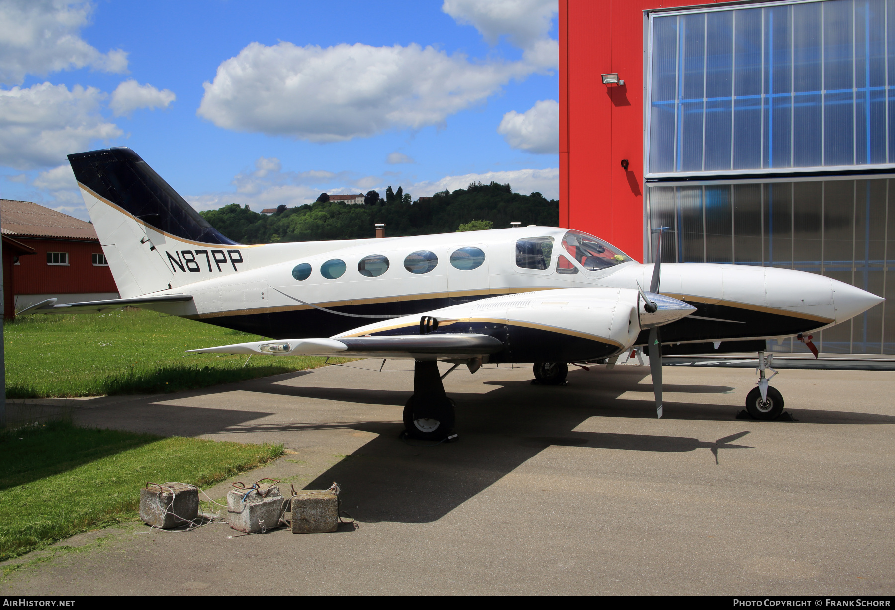 Aircraft Photo of N87PP | Cessna 421C Golden Eagle | AirHistory.net #527564
