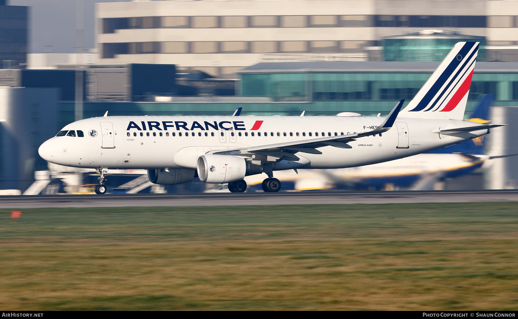 Aircraft Photo of F-HEPH | Airbus A320-214 | Air France | AirHistory.net #527569