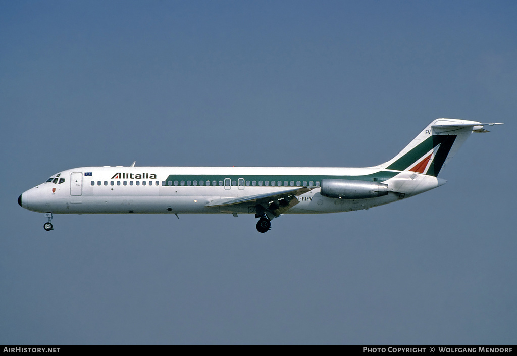 Aircraft Photo of I-RIFV | McDonnell Douglas DC-9-32 | Alitalia | AirHistory.net #527587
