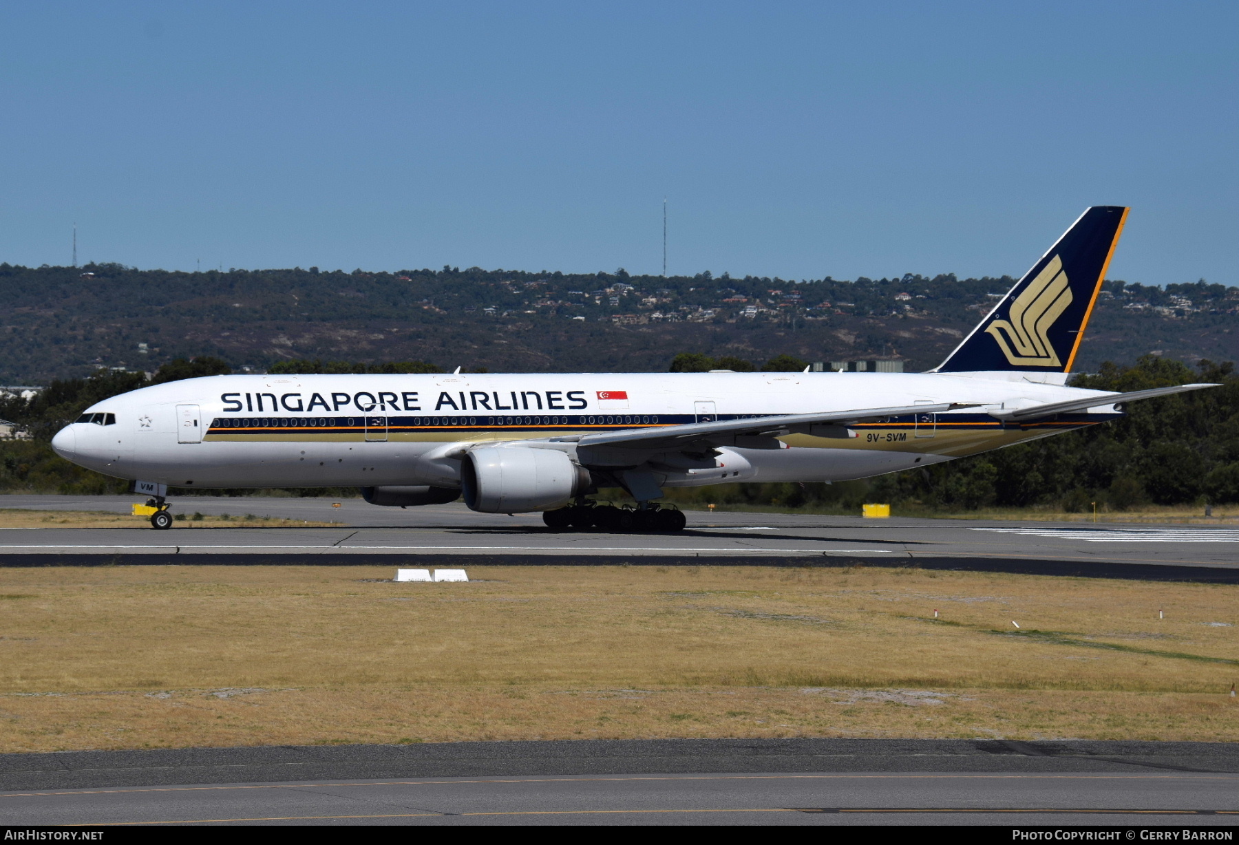 Aircraft Photo of 9V-SVM | Boeing 777-212/ER | Singapore Airlines | AirHistory.net #527596