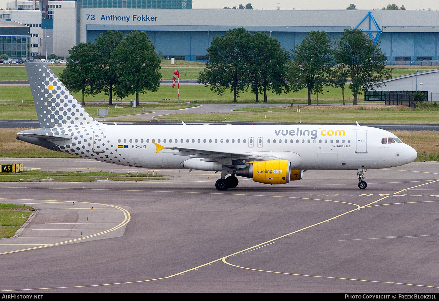 Aircraft Photo of EC-JZI | Airbus A320-214 | Vueling Airlines | AirHistory.net #527669