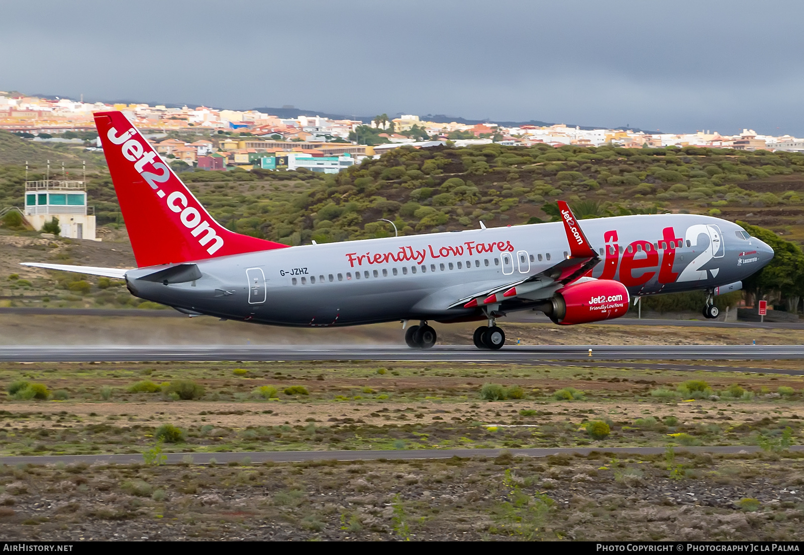 Aircraft Photo of G-JZHZ | Boeing 737-800 | Jet2 | AirHistory.net #527732