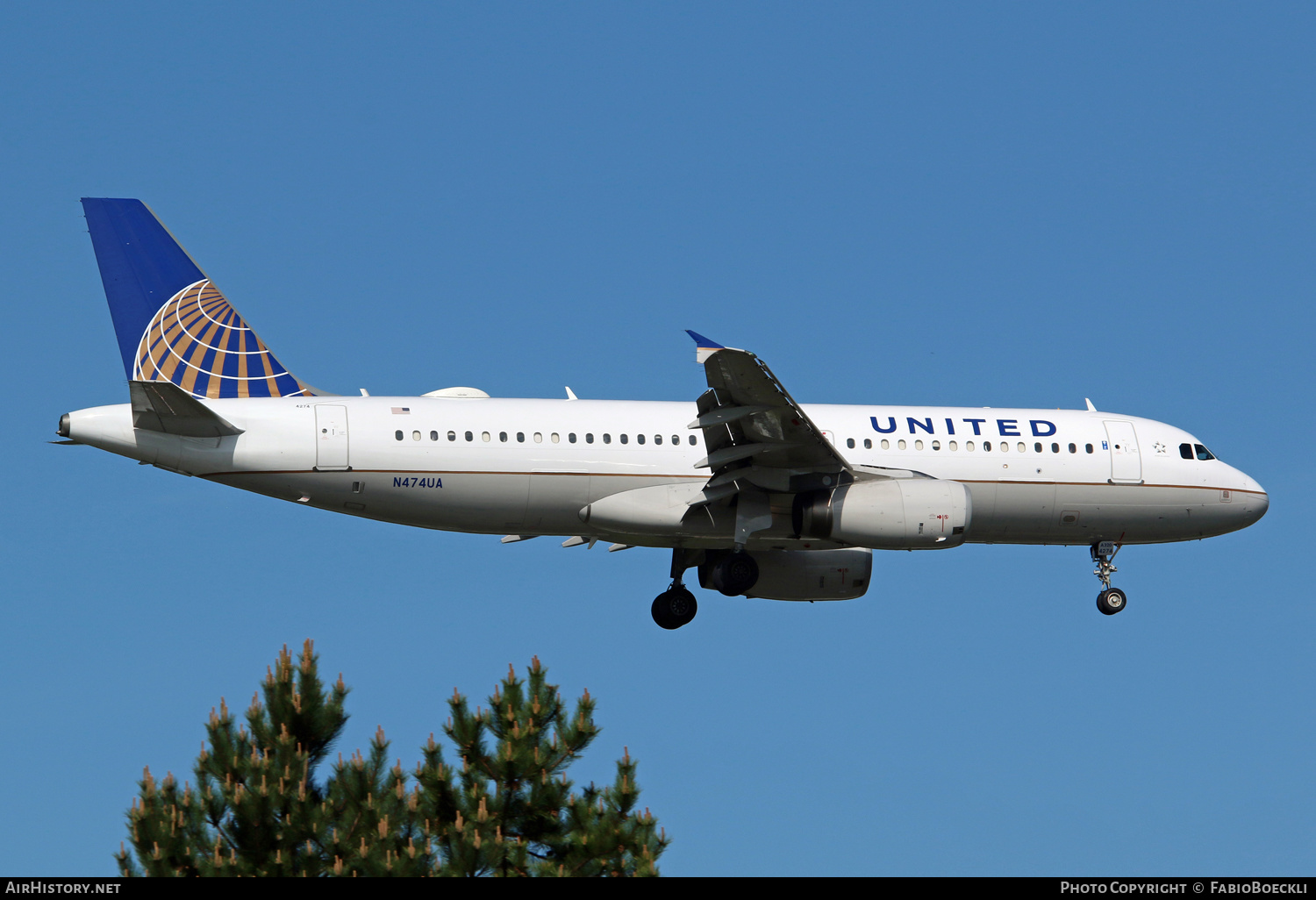 Aircraft Photo of N474UA | Airbus A320-232 | United Airlines | AirHistory.net #527845