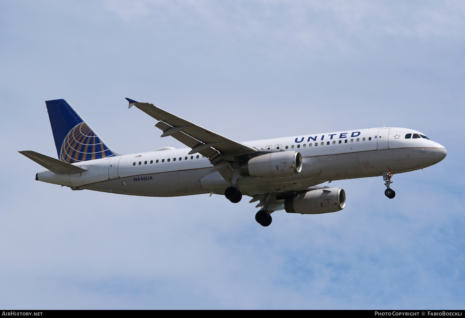 Aircraft Photo of N446UA | Airbus A320-232 | United Airlines | AirHistory.net #527977