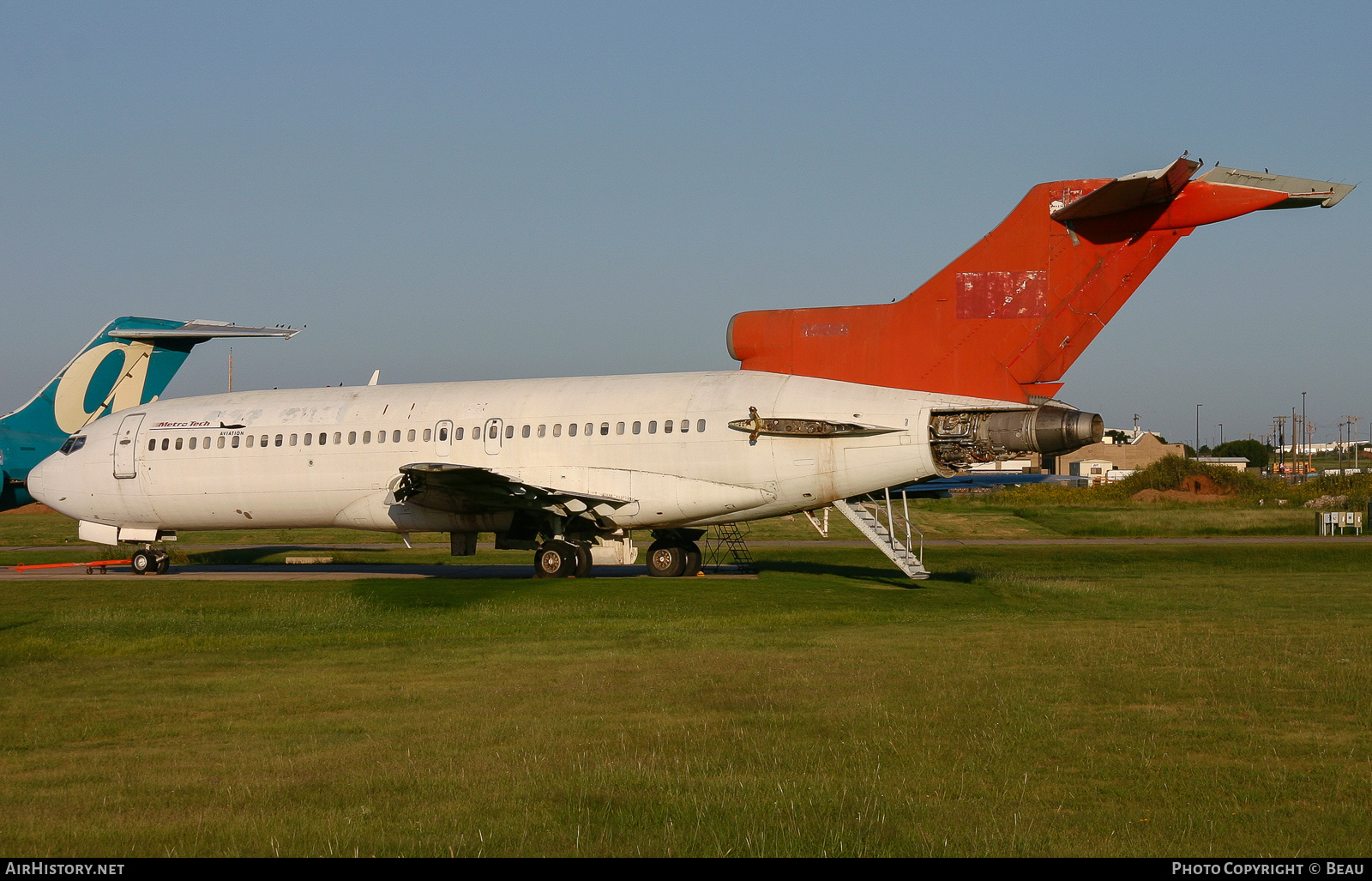 Aircraft Photo of N3211M | Boeing 727-81 | AirHistory.net #527988