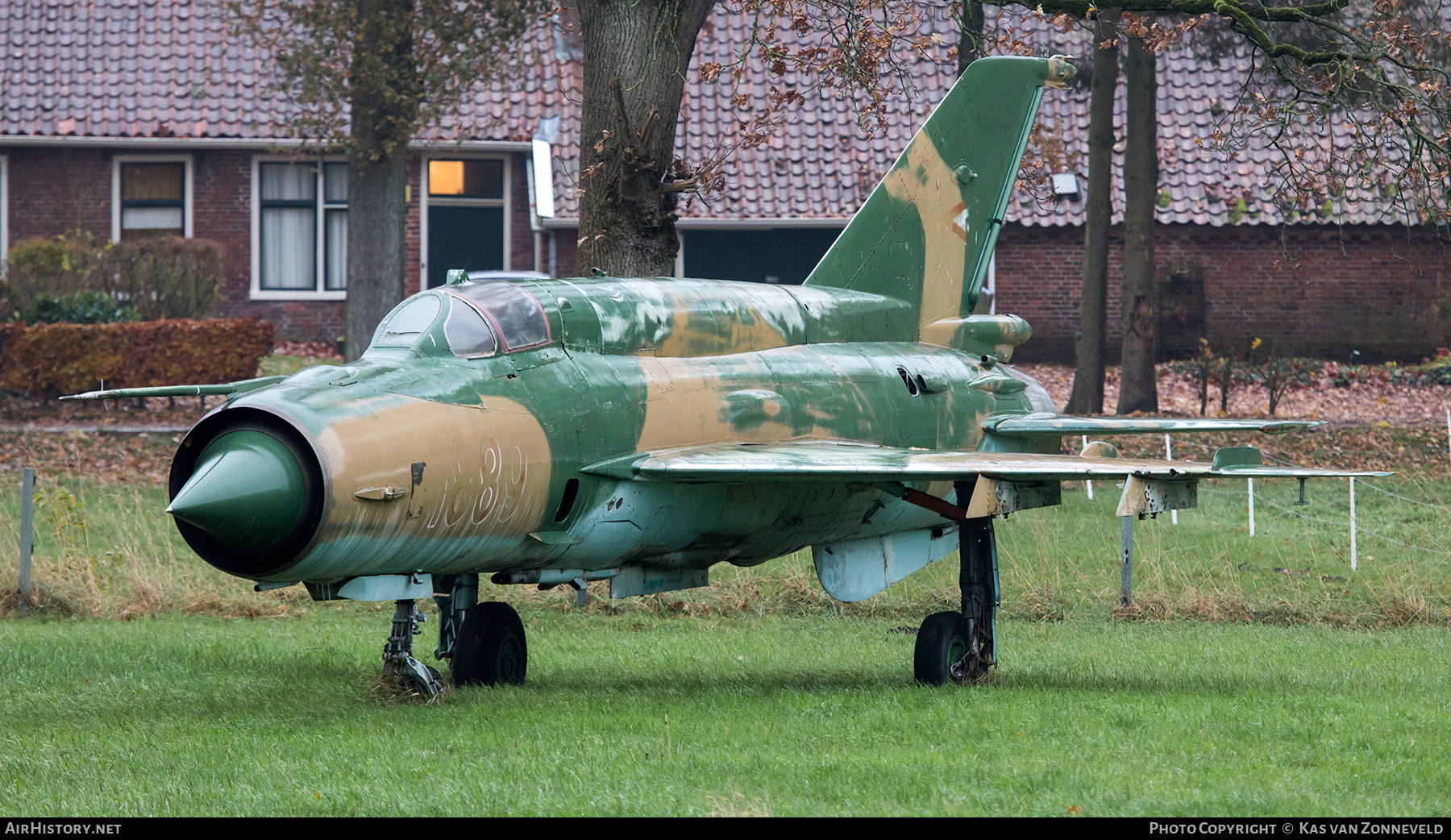 Aircraft Photo of 1889 | Mikoyan-Gurevich MiG-21bis | Hungary - Air Force | AirHistory.net #528175