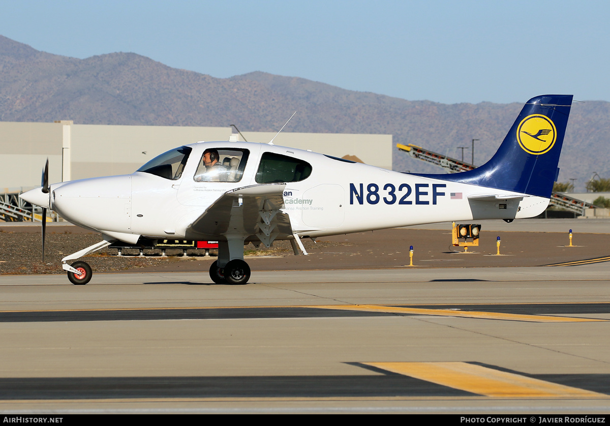 Aircraft Photo of N832EF | Cirrus SR-20 G6 | European Flight Academy | AirHistory.net #528226