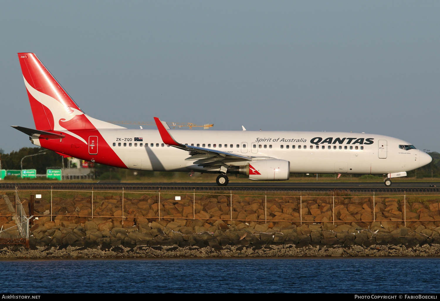 Aircraft Photo of ZK-ZQD | Boeing 737-838 | Qantas | AirHistory.net #528386