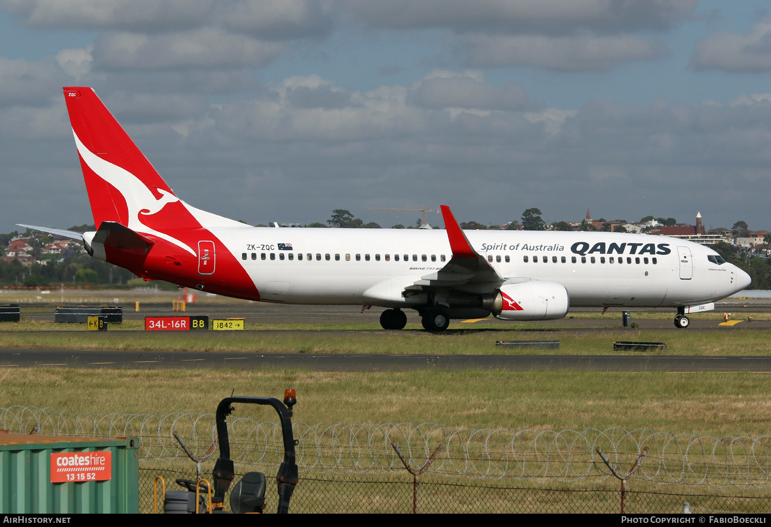 Aircraft Photo of ZK-ZQC | Boeing 737-838 | Qantas | AirHistory.net #528412
