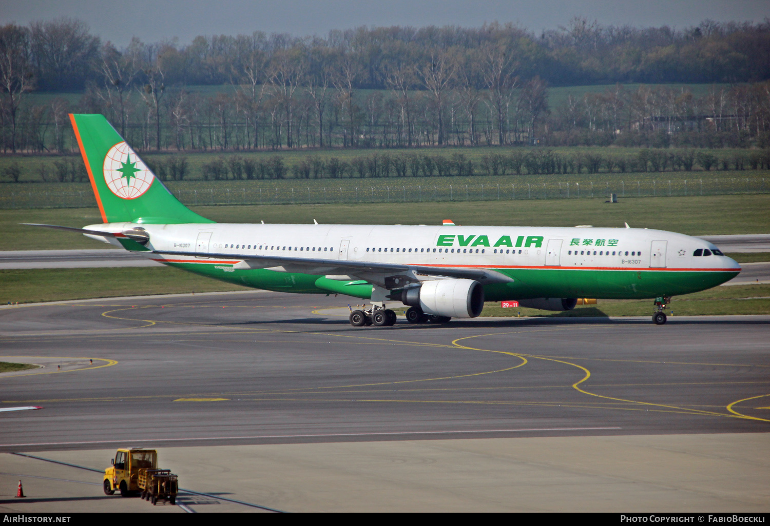 Aircraft Photo of B-16307 | Airbus A330-203 | EVA Air | AirHistory.net #528415