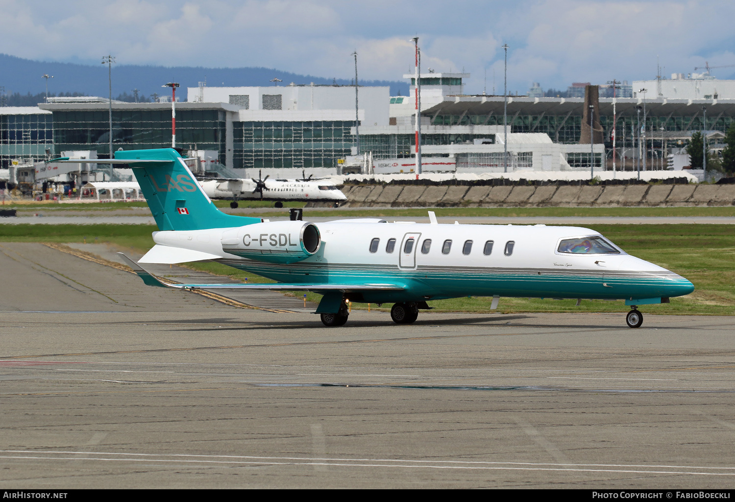 Aircraft Photo of C-FSDL | Learjet 45 | LAS - London Air Service | AirHistory.net #528521