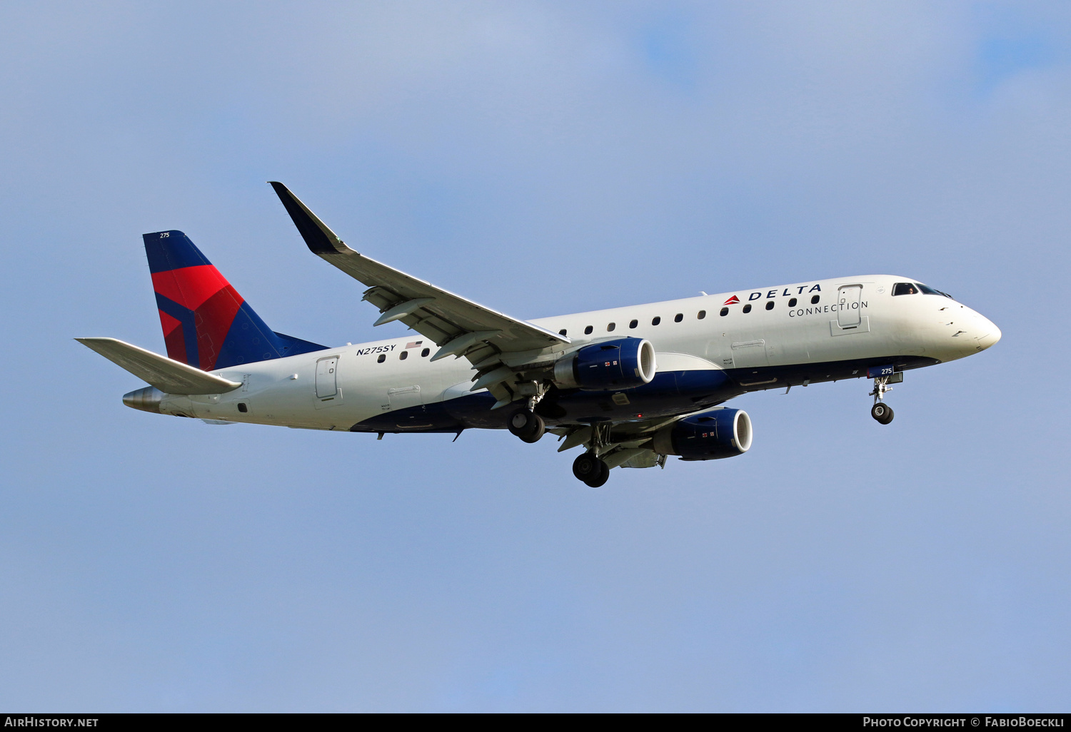 Aircraft Photo of N275SY | Embraer 175LR (ERJ-170-200LR) | Delta Connection | AirHistory.net #528523