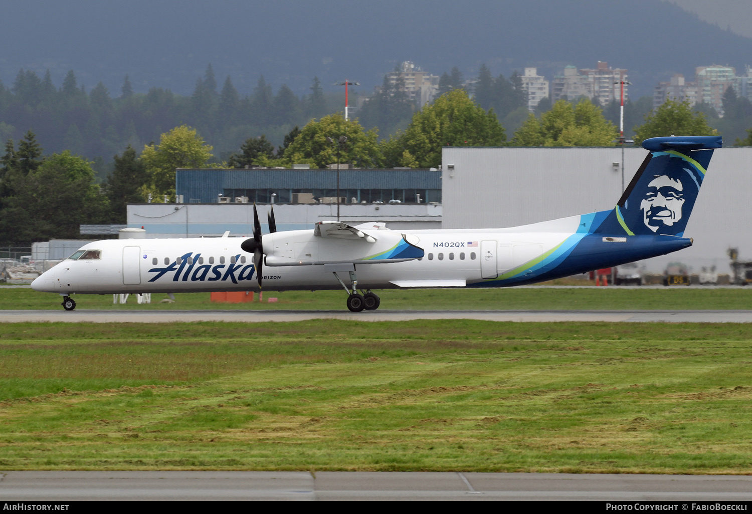 Aircraft Photo of N402QX | Bombardier DHC-8-401 Dash 8 | Alaska Airlines | AirHistory.net #528524